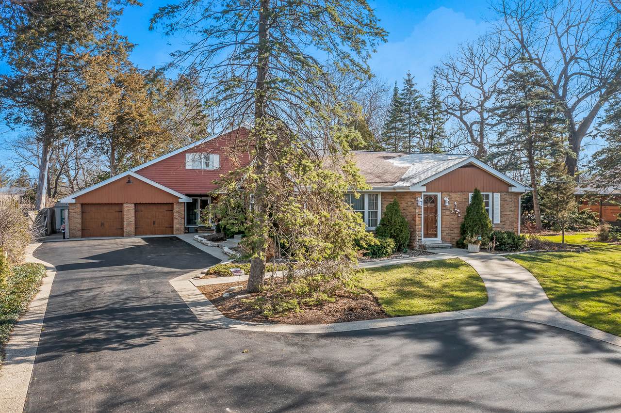 5028 Grand Avenue - Photo 1