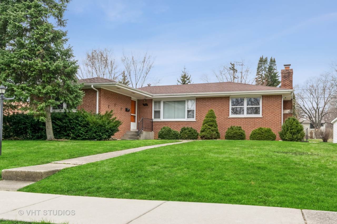1340 Columbia Street - Photo 1