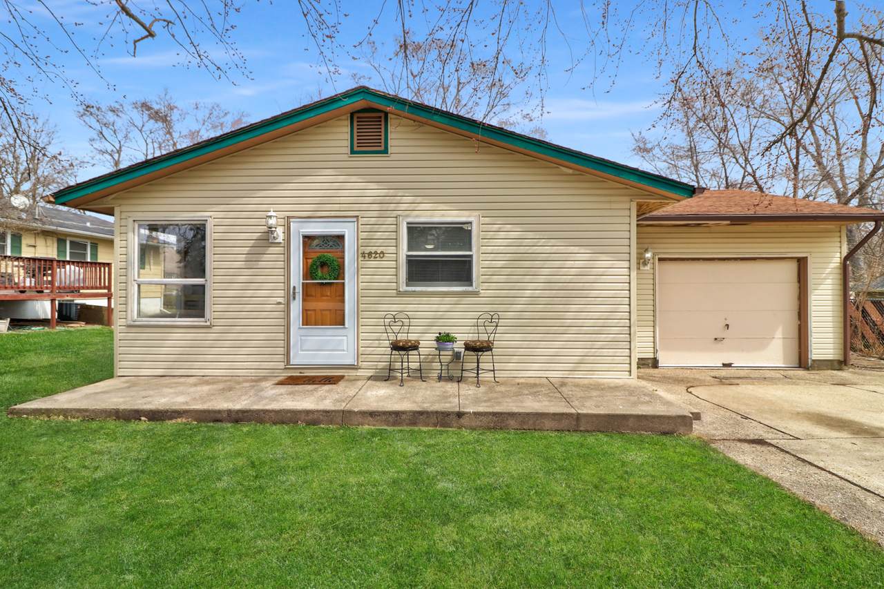 4620 Wonder Lake Road - Photo 1