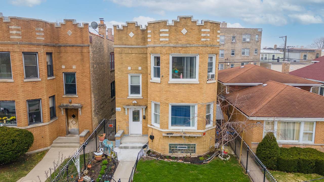 6120 Oakley Avenue - Photo 1