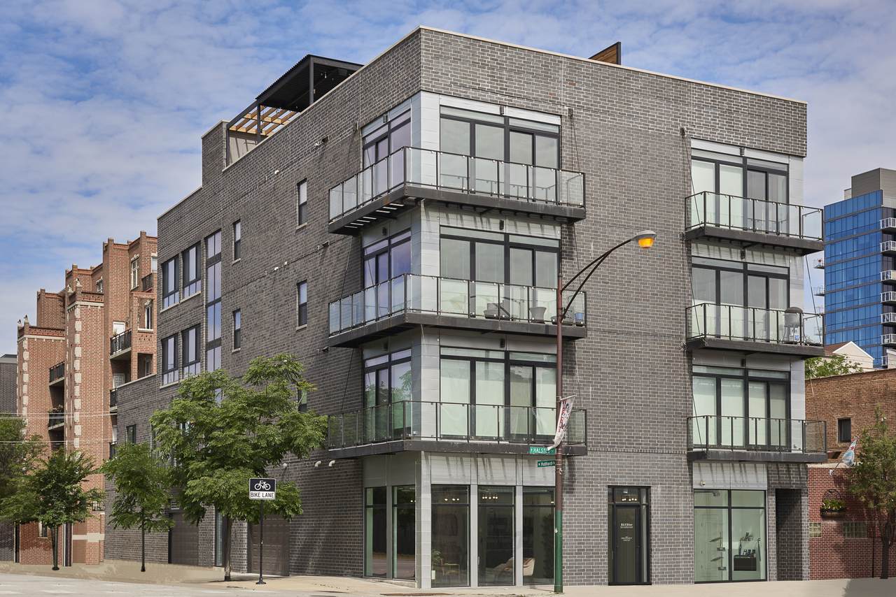 440 Halsted Street - Photo 1