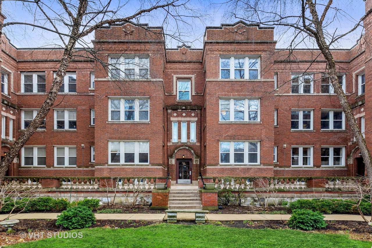 733 Buckingham Place - Photo 1
