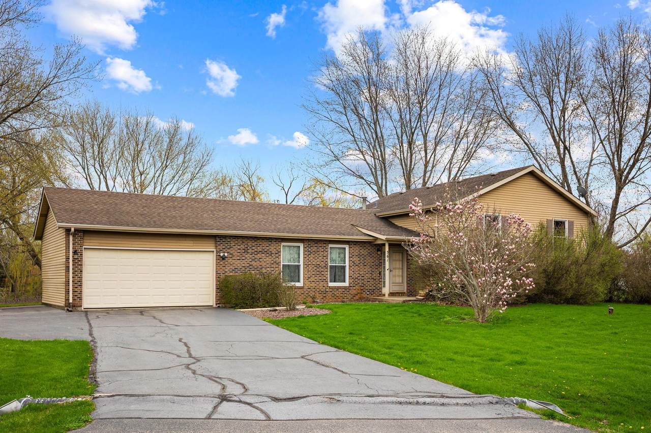 561 Kilkenny Court - Photo 1