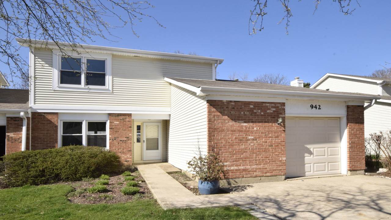 942 Longboat Lane - Photo 1