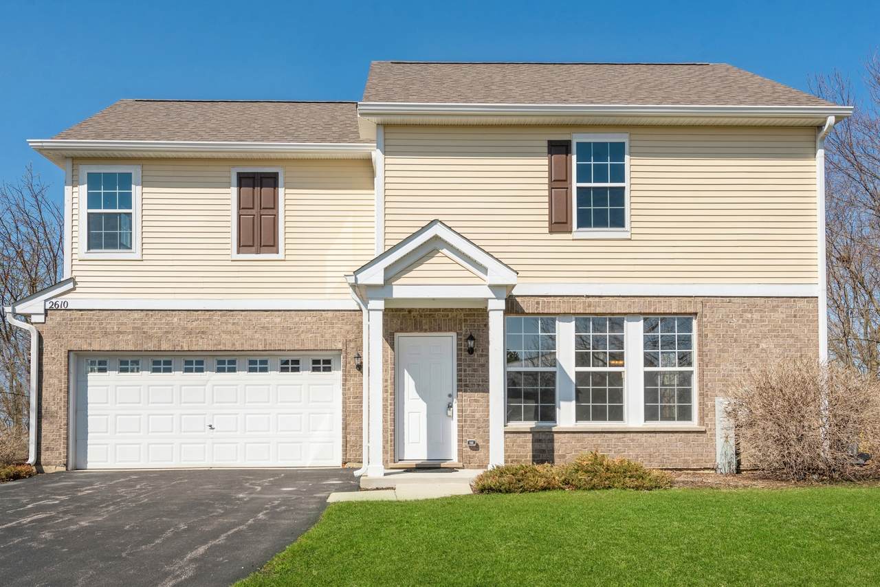 2610 Williamsburg Drive - Photo 1
