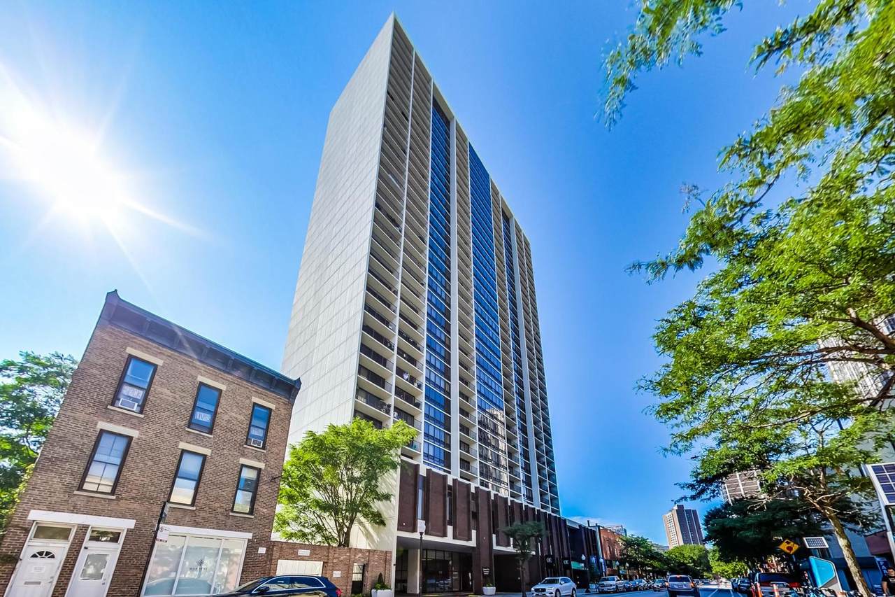 1636 Wells Street - Photo 1