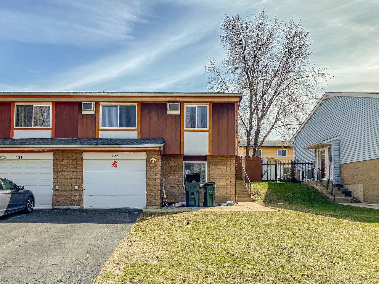 225 Berkley Lane - Photo 1