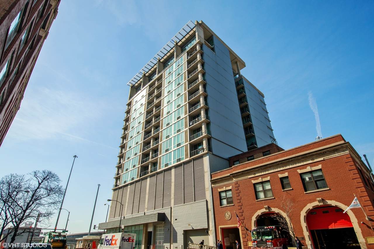 700 Van Buren Street - Photo 1