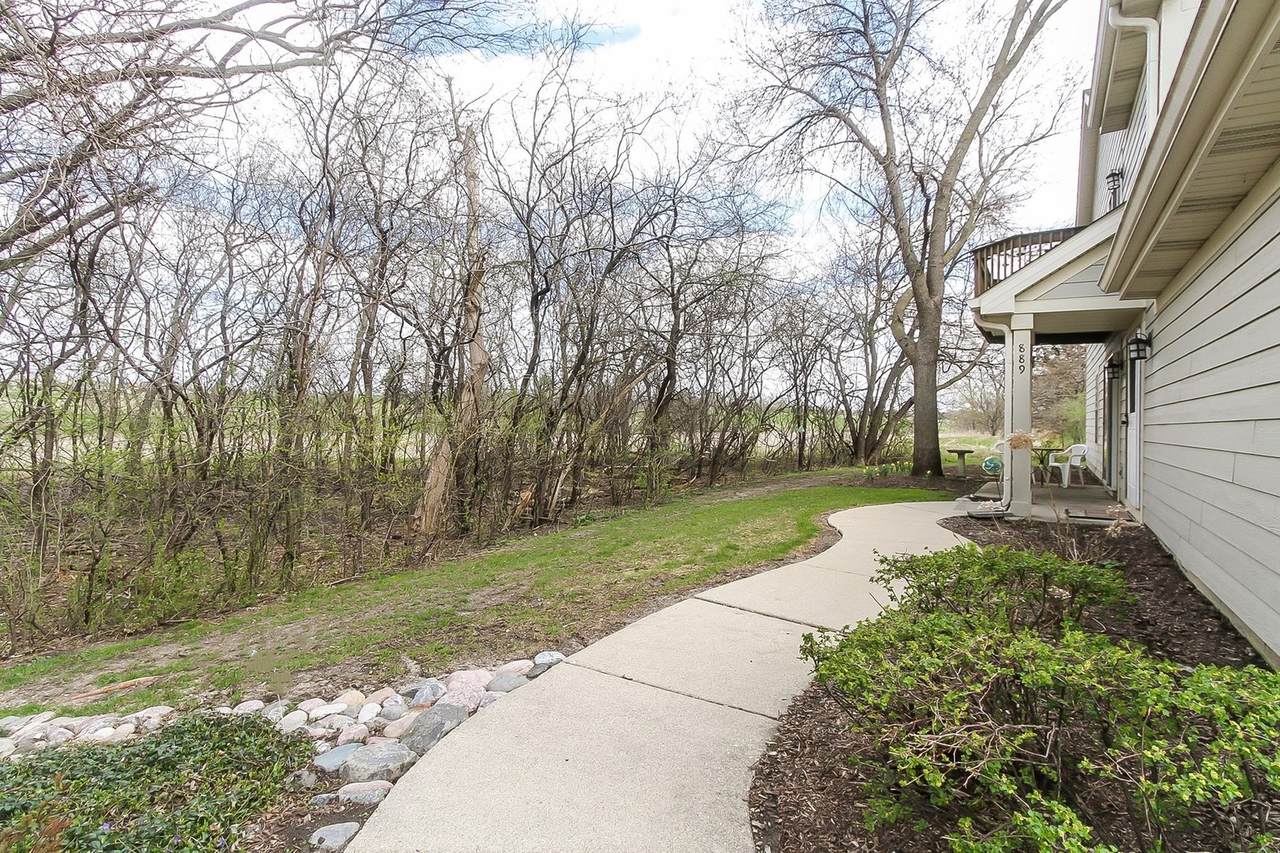 889 Hamilton Court - Photo 1