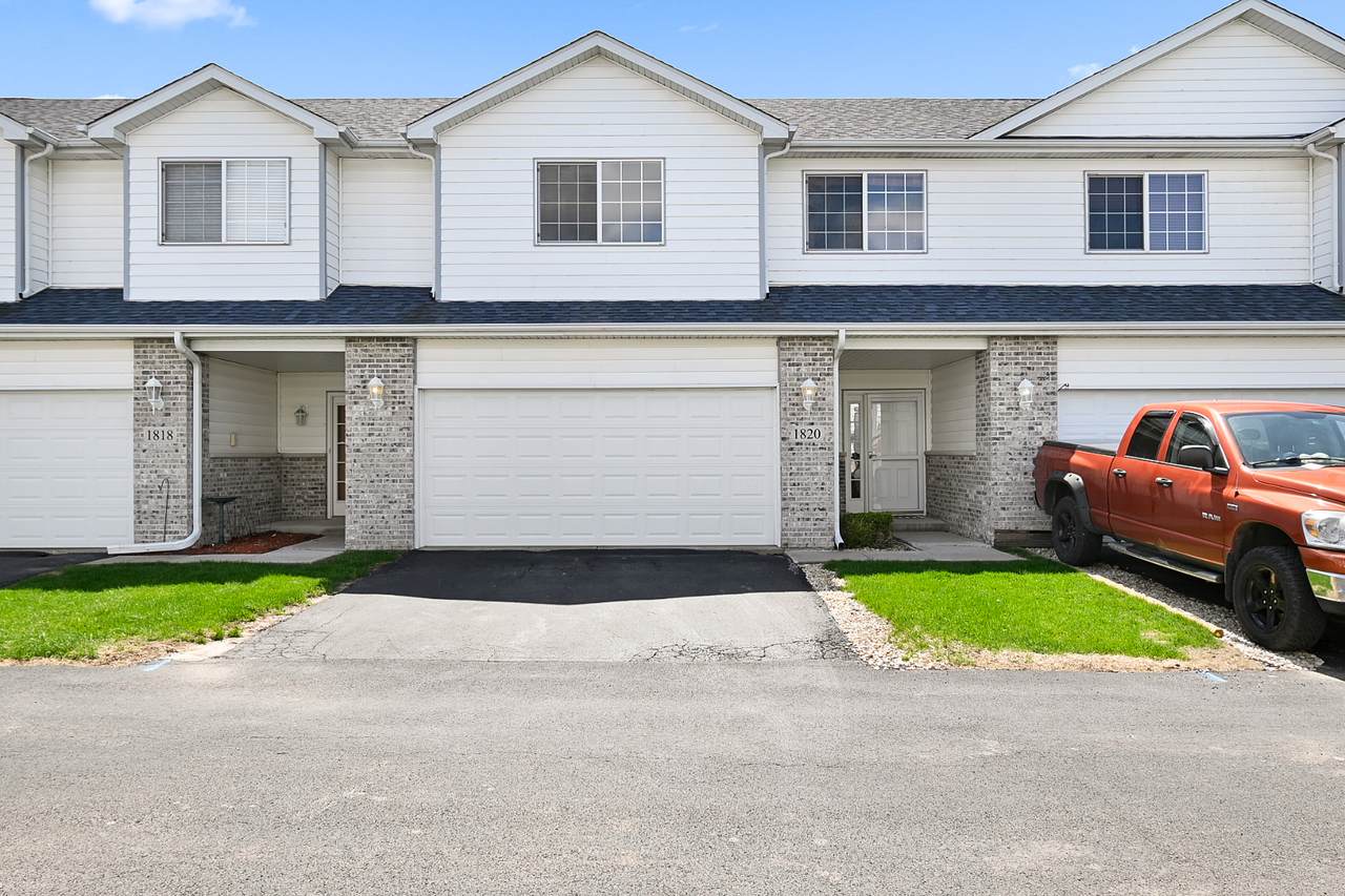 1820 Waters Edge Drive - Photo 1