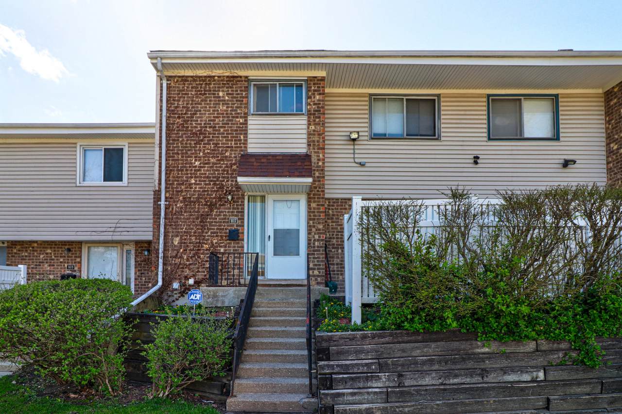 811 White Oak Lane - Photo 1