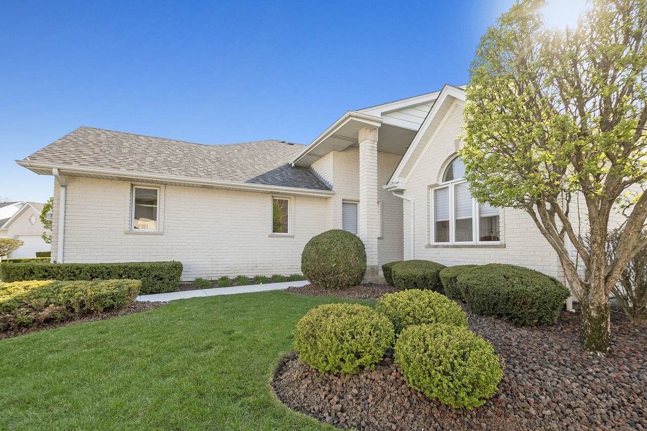16323 Bob White Circle - Photo 1