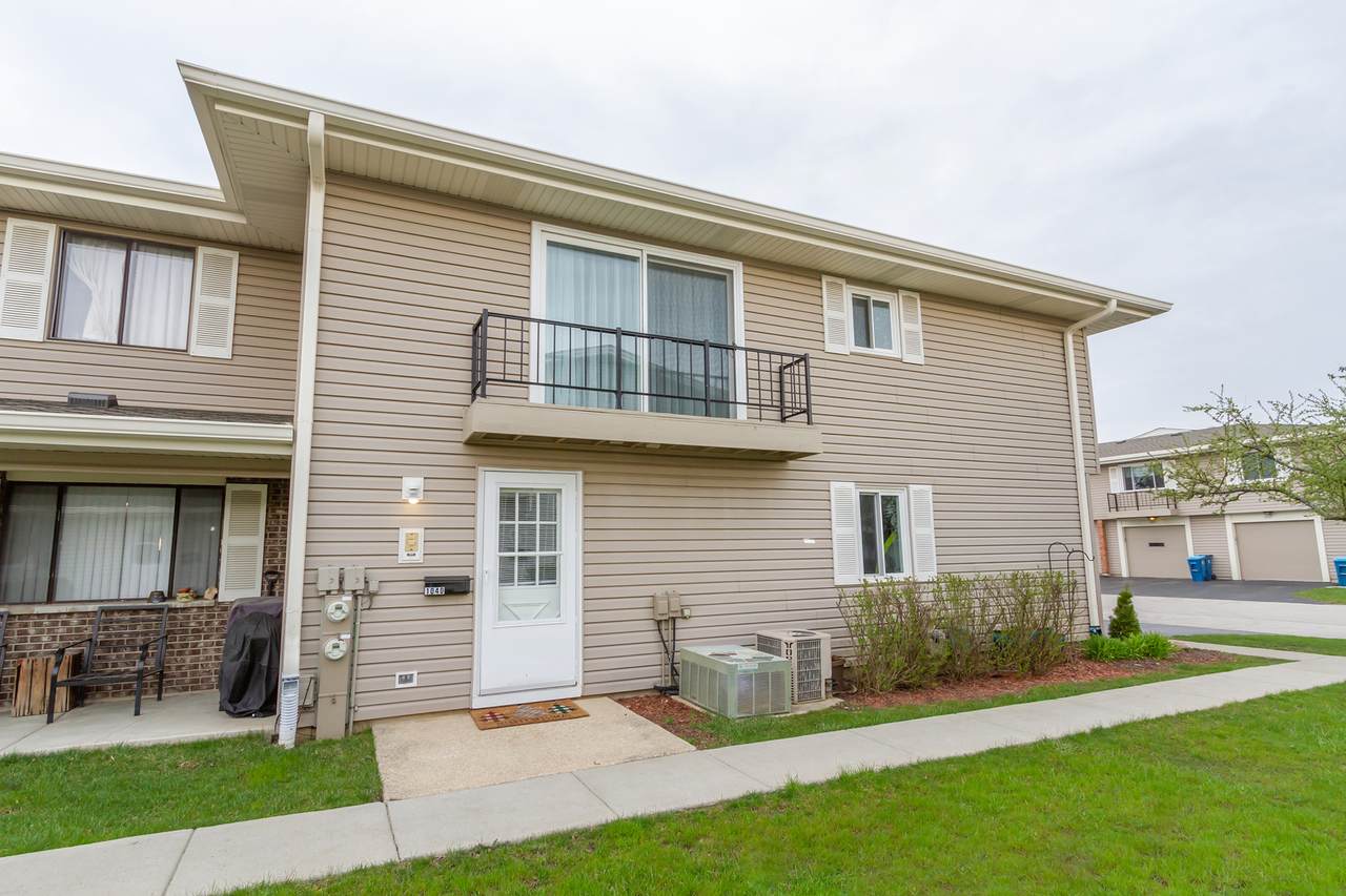 1040 Tobey Court - Photo 1