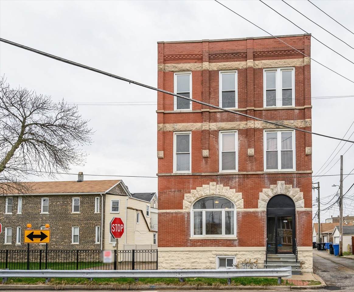 445 29th Street - Photo 1