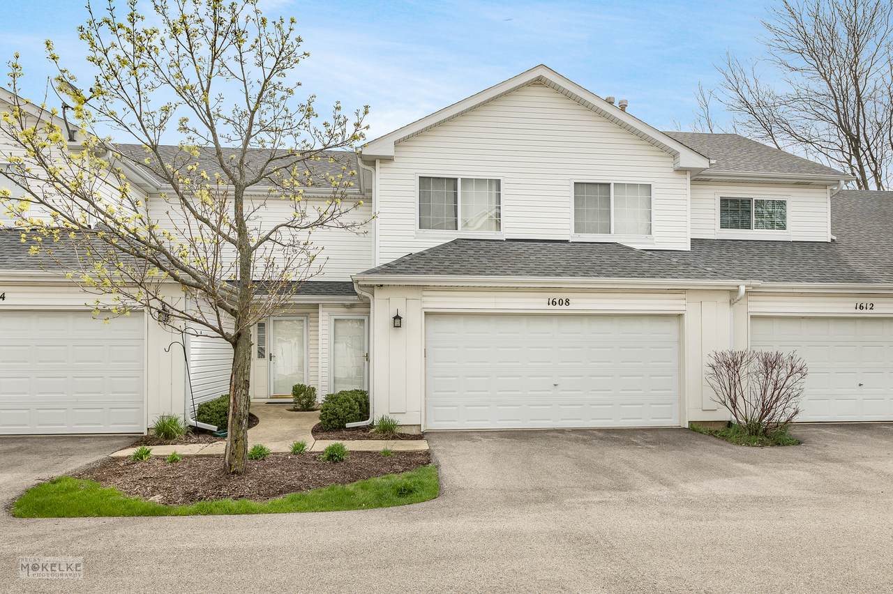 1608 Abington Lane - Photo 1