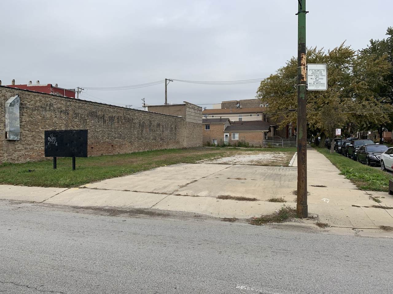 536 Pershing Road - Photo 1