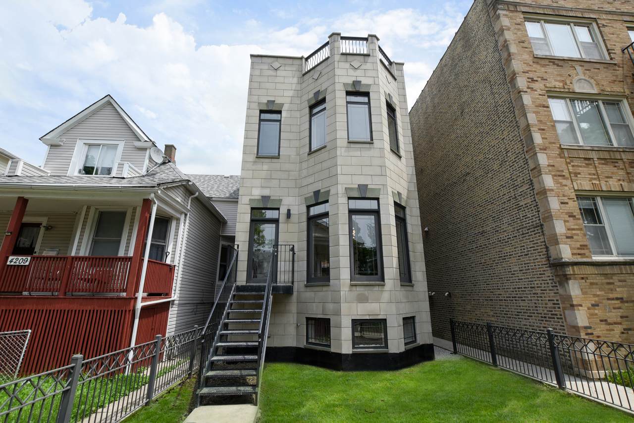 4207 Lawndale Avenue - Photo 1