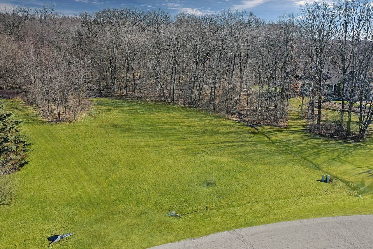 8805 Rood Road - Photo 1