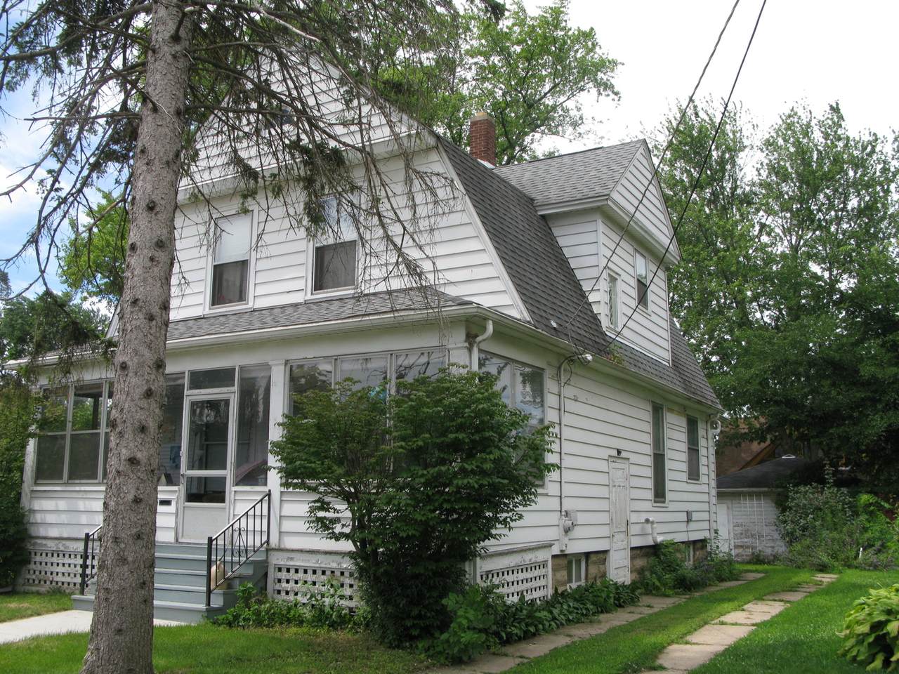 470 State Street - Photo 1