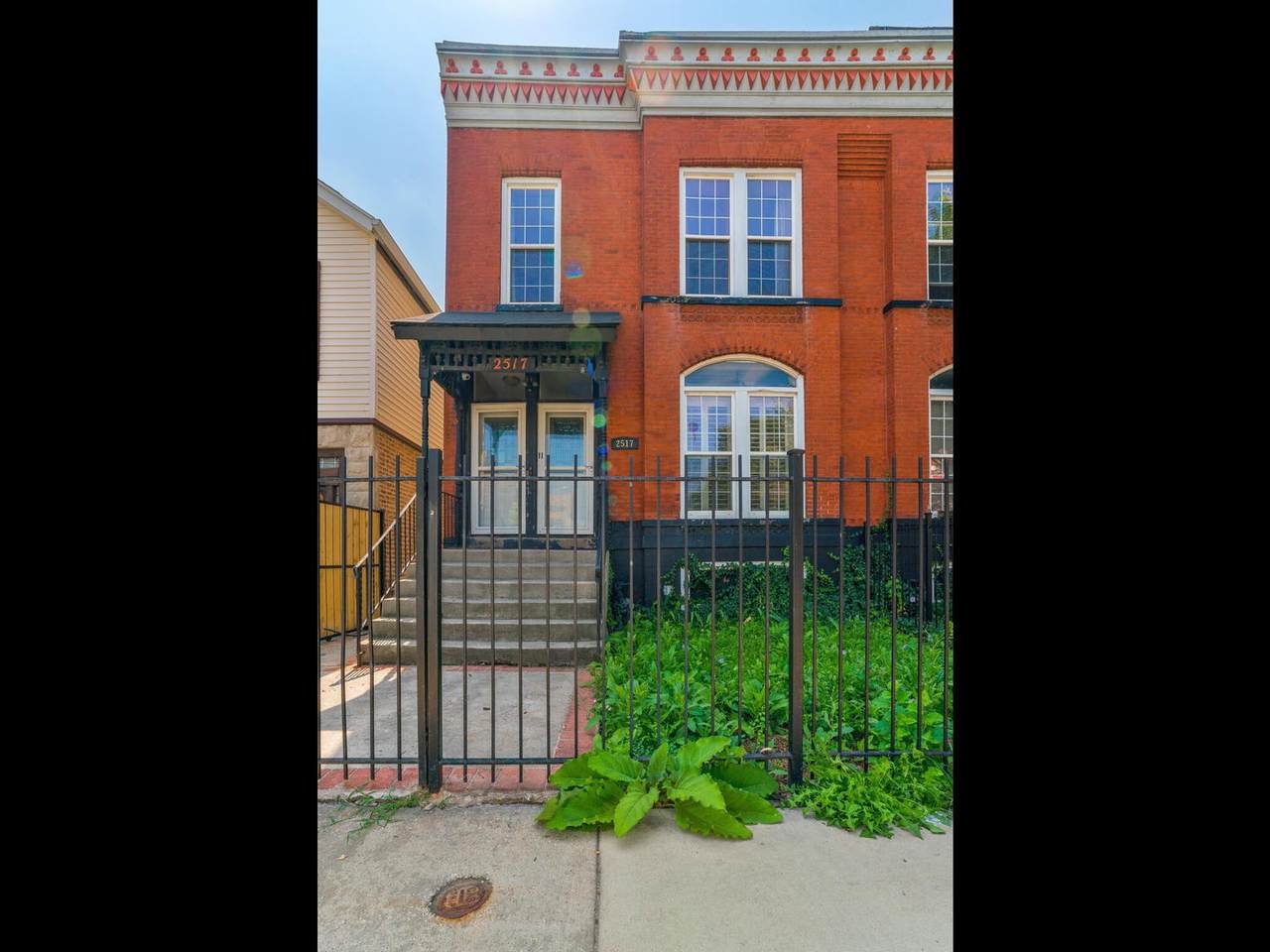 2517 Warren Boulevard - Photo 1