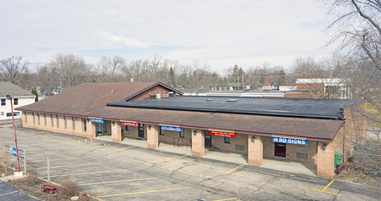 1143 Seminary Avenue - Photo 1