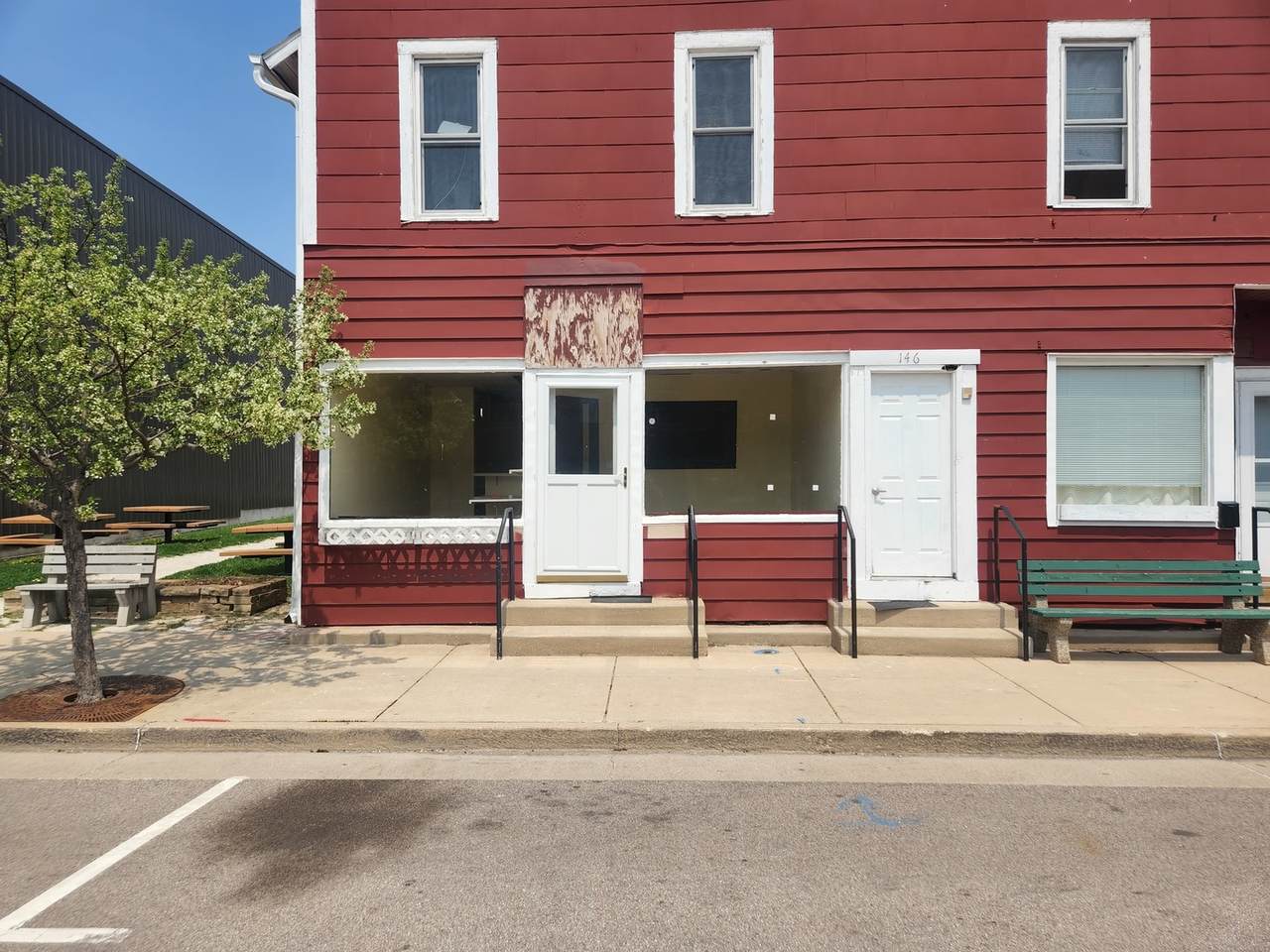 146 Lincoln Avenue - Photo 1