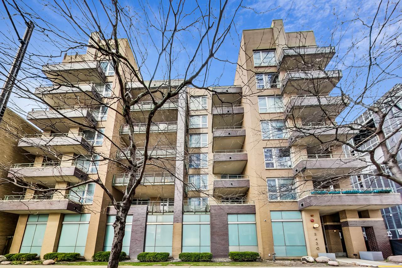 5430 Sheridan Road - Photo 1