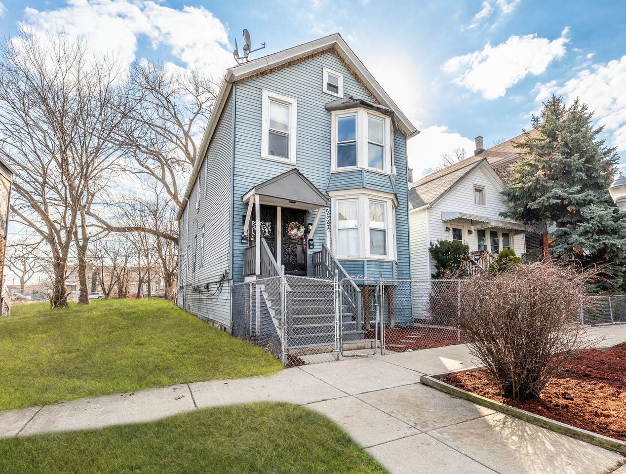 5323 Emerald Avenue - Photo 1
