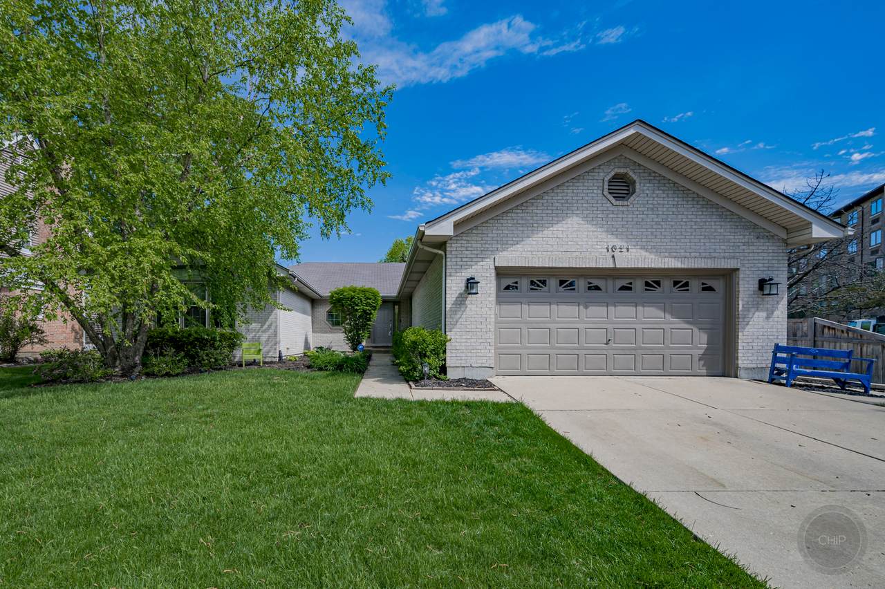 1021 Iroquois Avenue - Photo 1