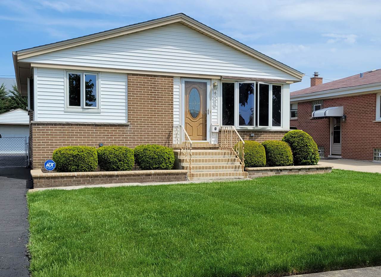 4433 Oriole Avenue - Photo 1