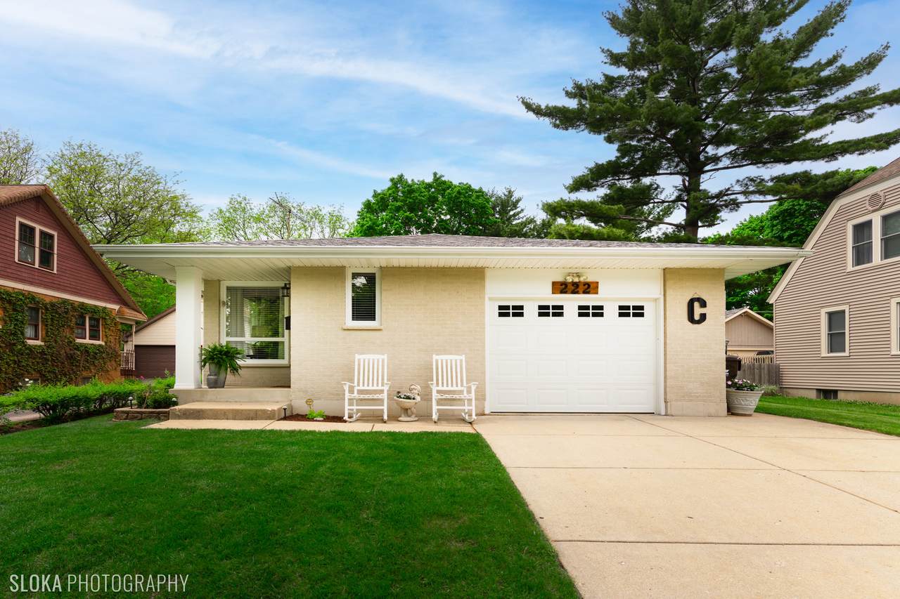 222 College Street - Photo 1