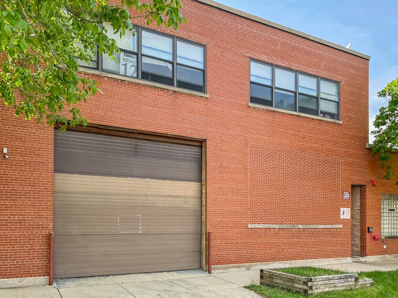 410 Oakley Boulevard - Photo 1