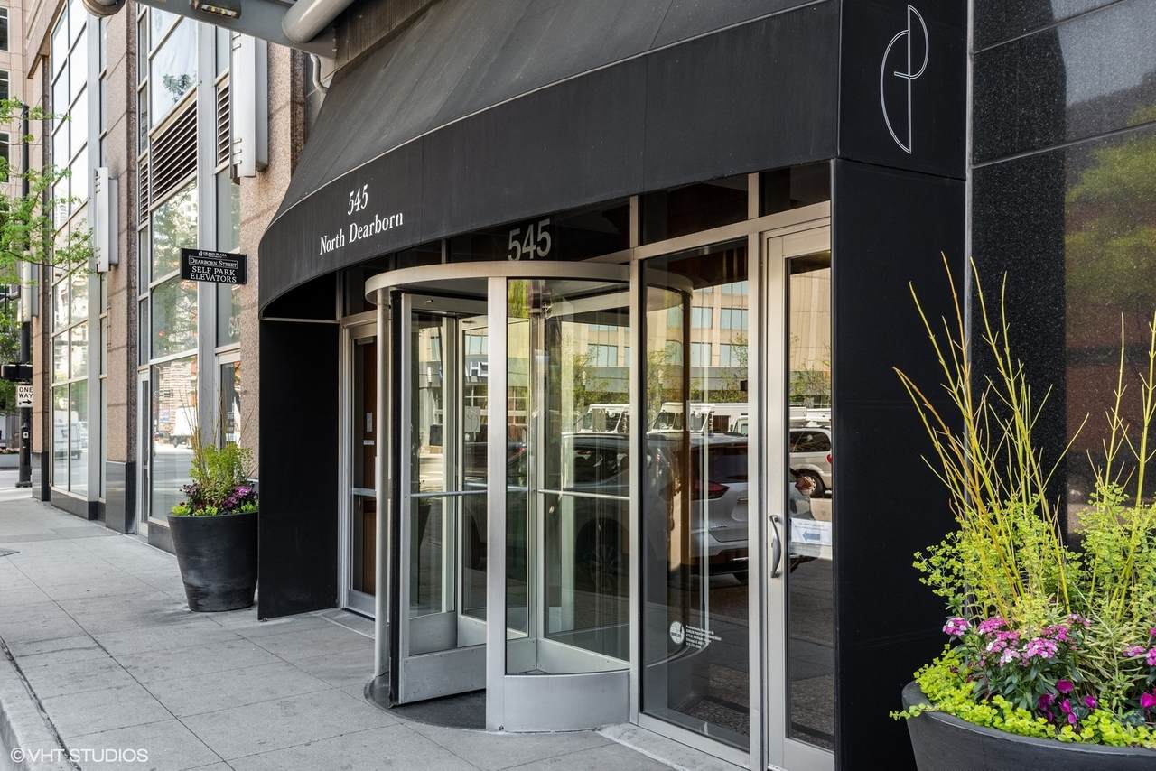 545 Dearborn Street - Photo 1