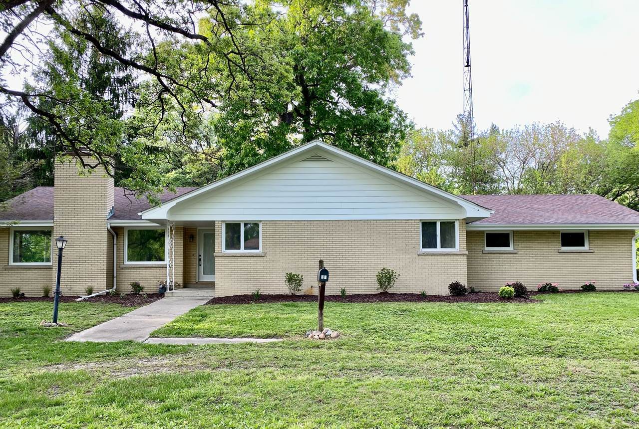 23 Oakwood Drive - Photo 1