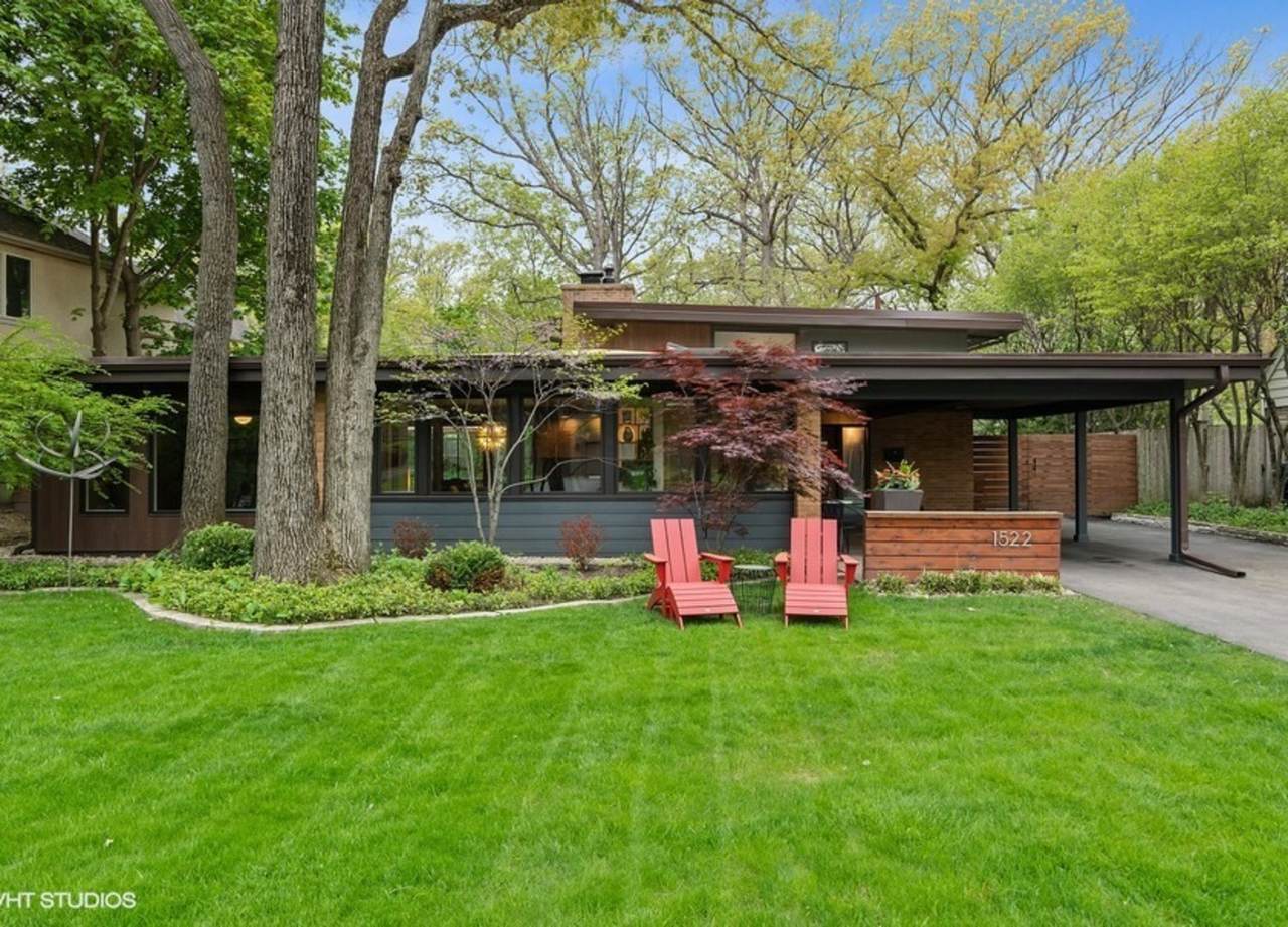 1522 Sherwood Road - Photo 1
