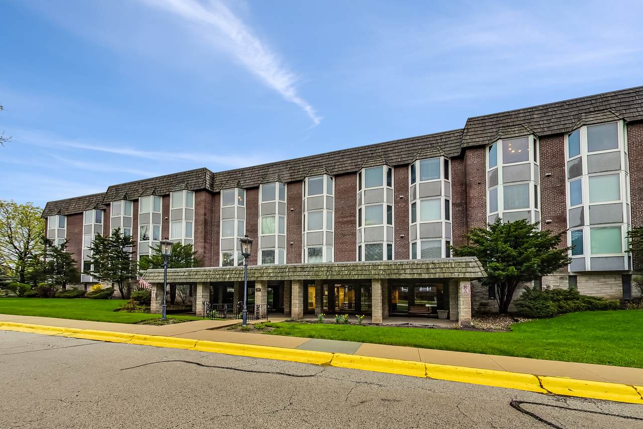 201 Thames Parkway - Photo 1