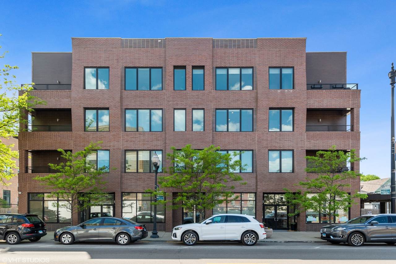 3914 Damen Avenue - Photo 1