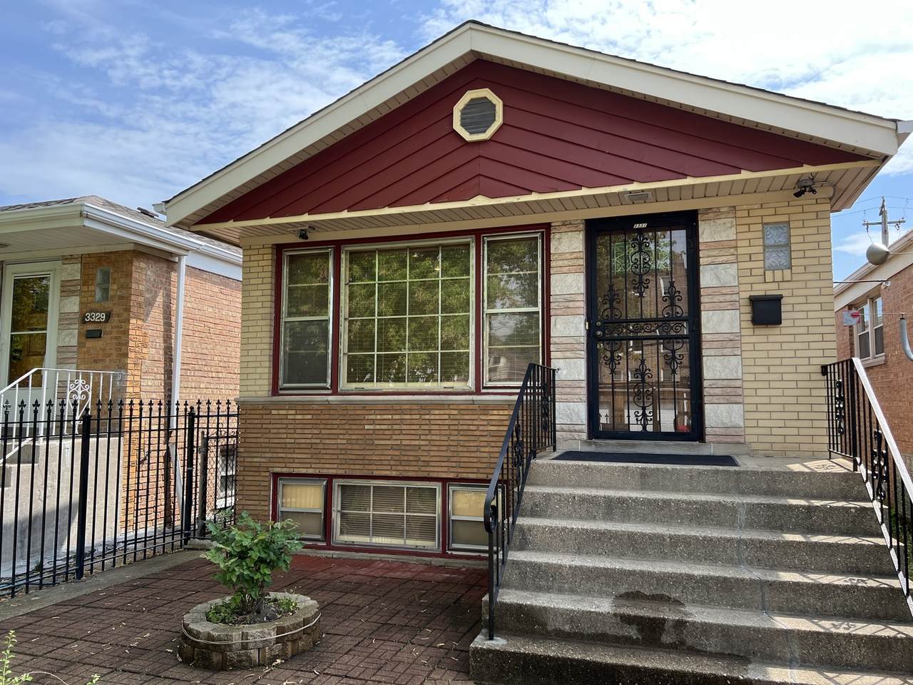 3331 Claremont Avenue - Photo 1