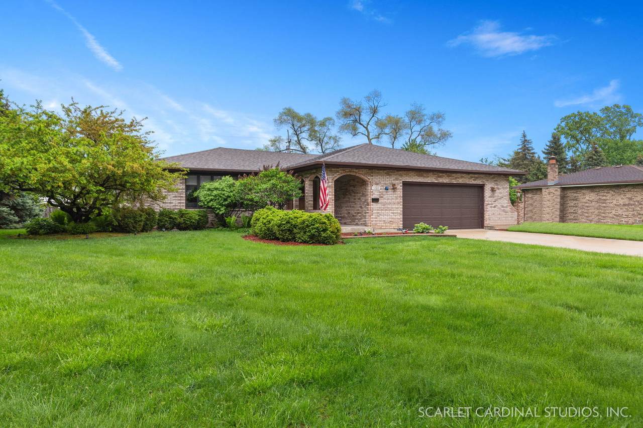 1220 Vine Street - Photo 1