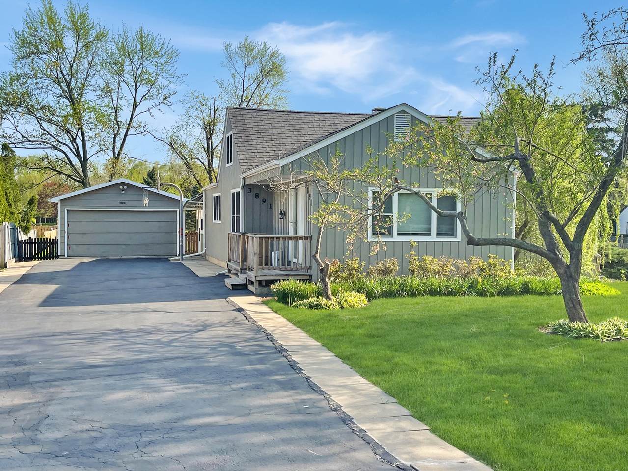3891 Drexel Avenue - Photo 1
