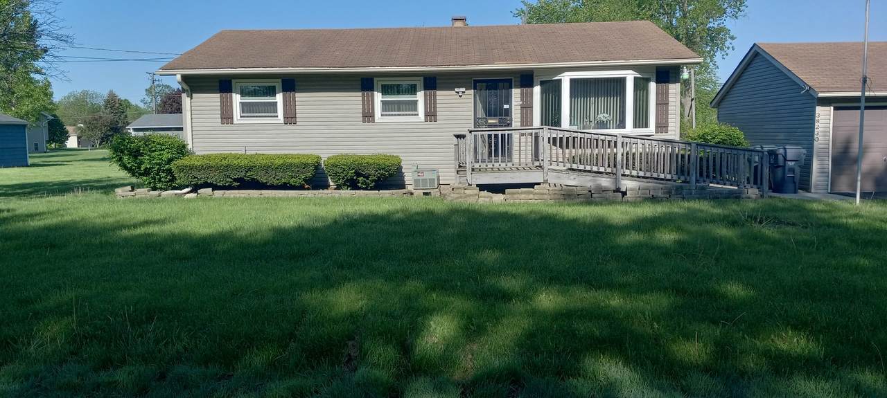 38230 Russell Avenue - Photo 1