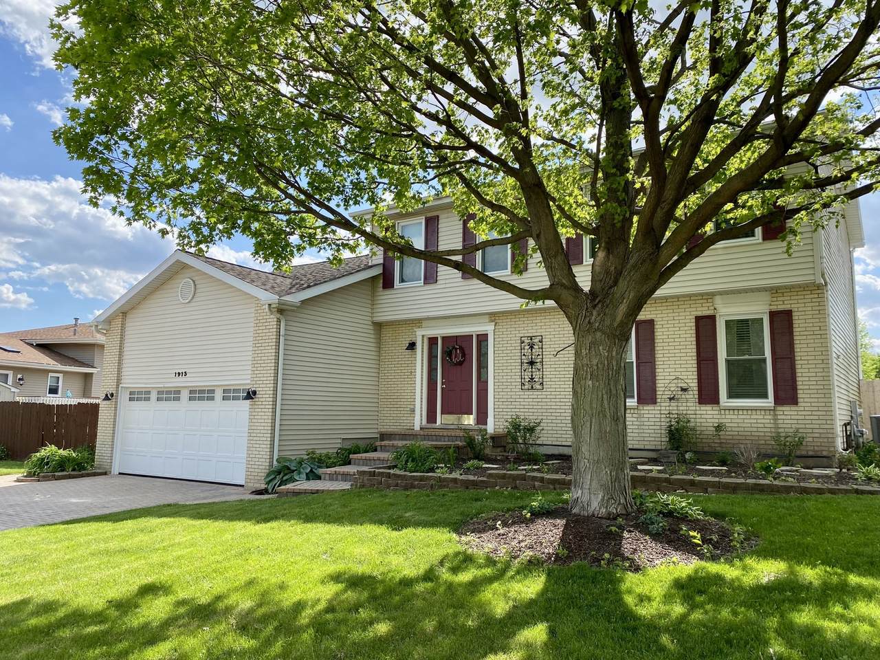 1913 William Drive - Photo 1