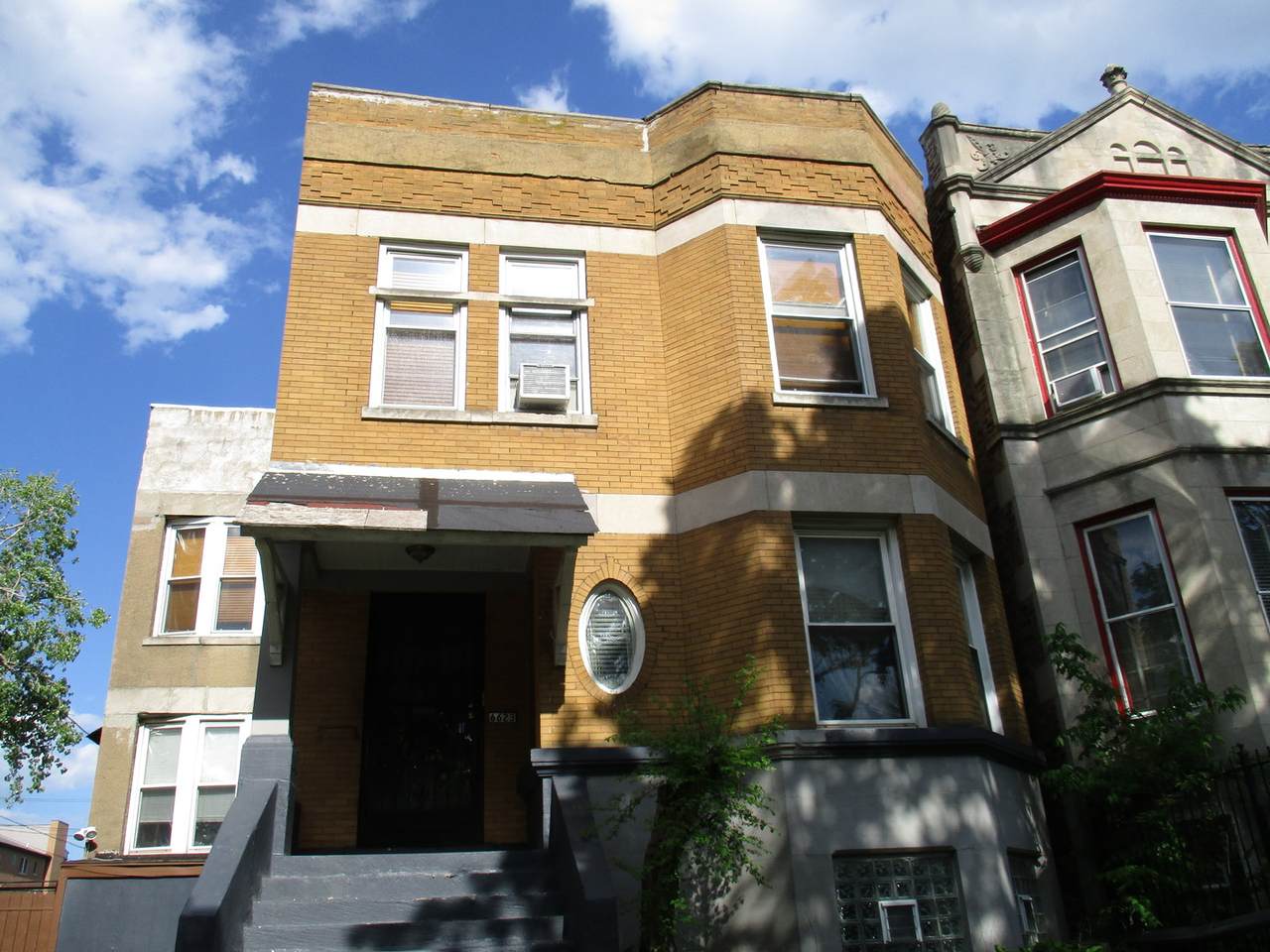 6623 Woodlawn Avenue - Photo 1