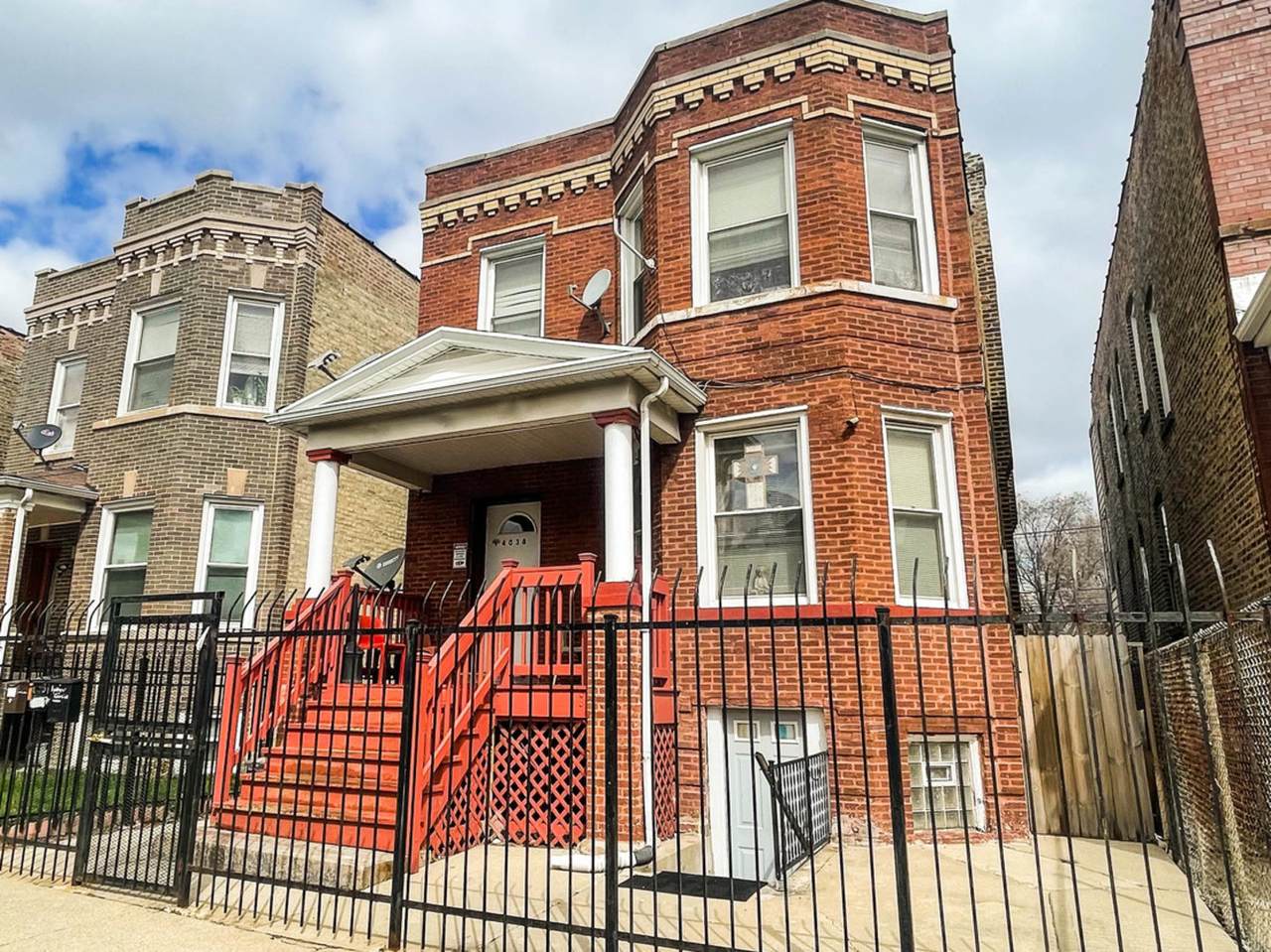 4038 Potomac Avenue - Photo 1