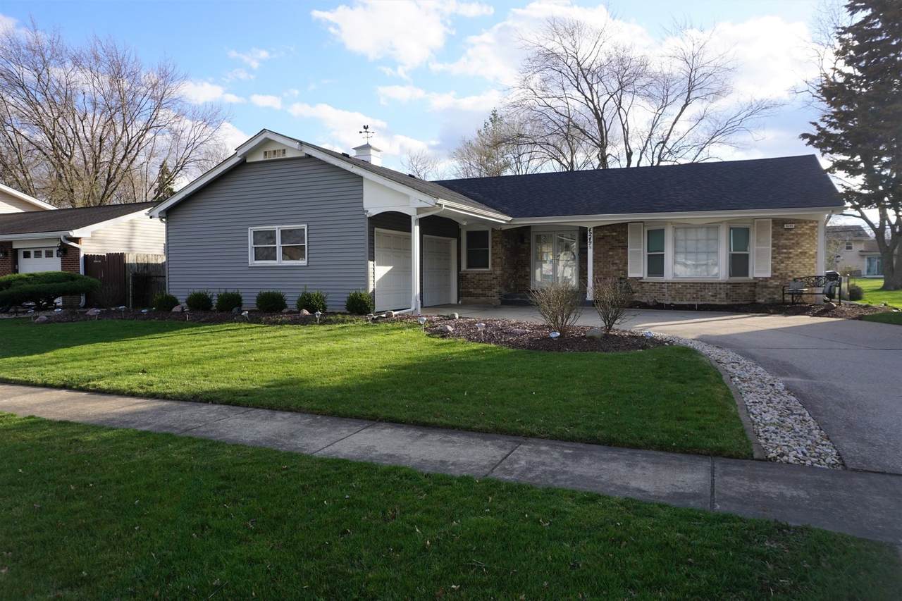 4249 177th Street - Photo 1