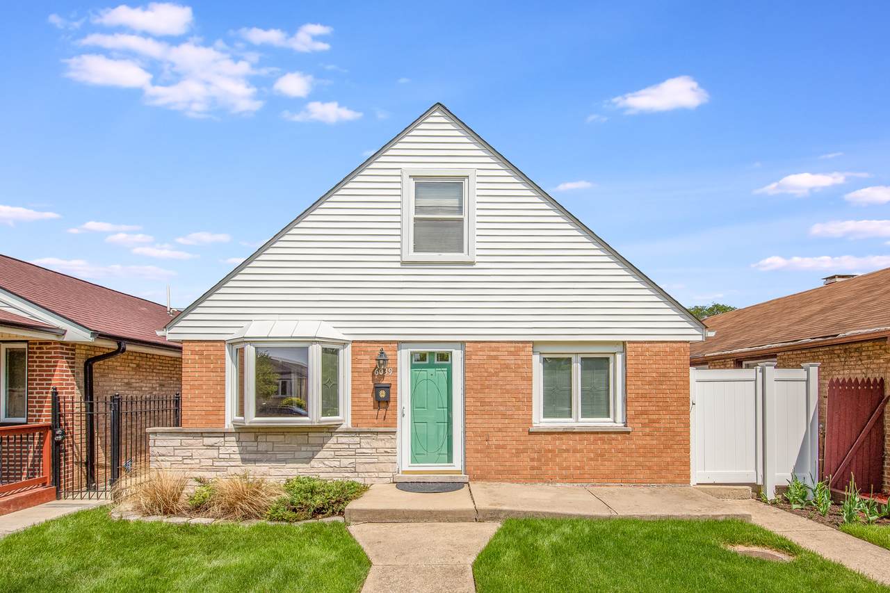 6039 Mobile Avenue - Photo 1
