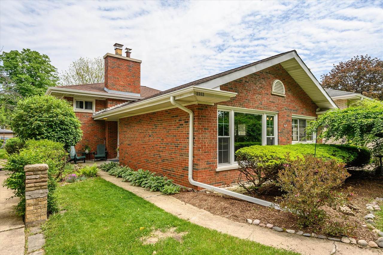 2353 7th Avenue - Photo 1