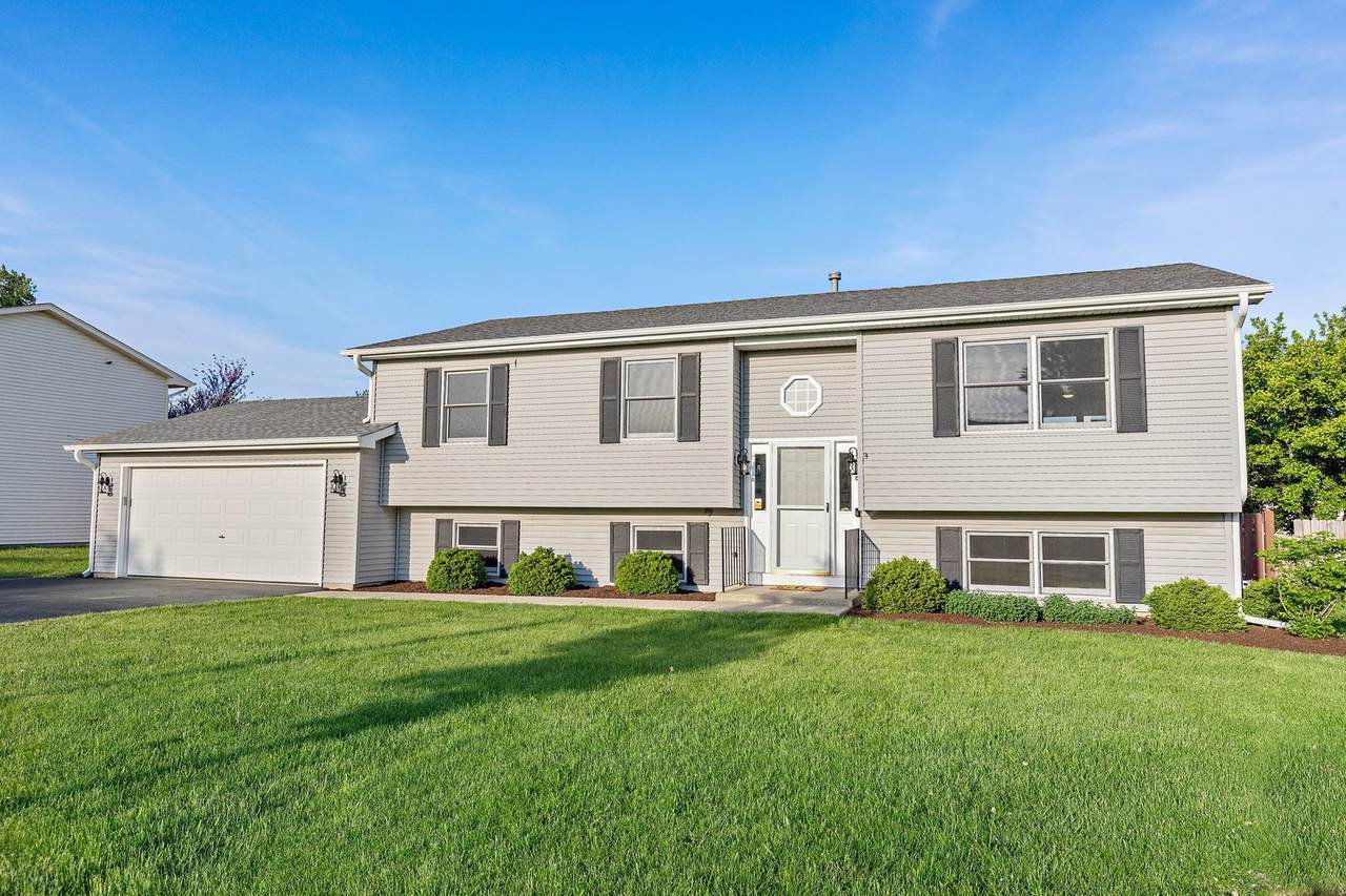 310 Newport Trail - Photo 1