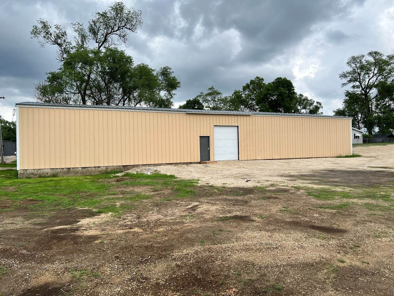 302 15th Street - Photo 1