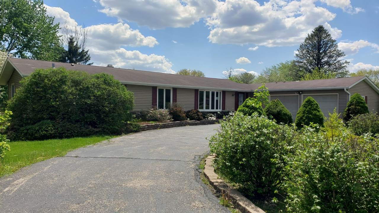 15005 Shamrock Lane - Photo 1